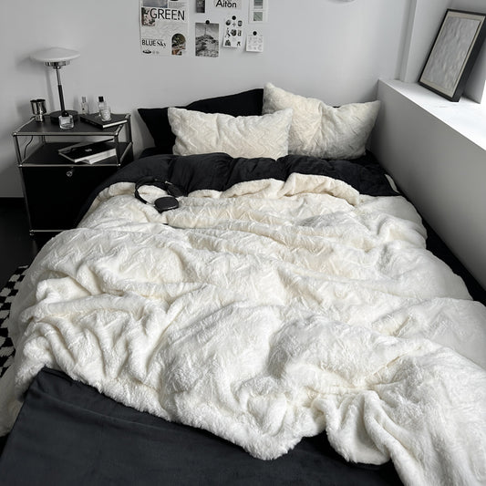 Black White Fleece Bedding Set
