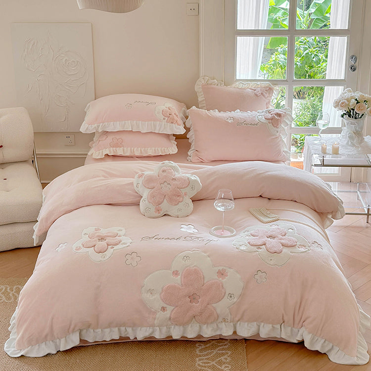 Pink Floral Milk Velvet bedding sets